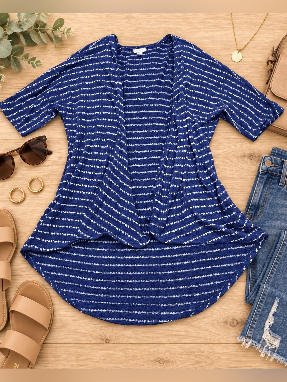 LuLaRoe Lindsey Navy Blue White Striped Open Front Cardigan Women’s Small
